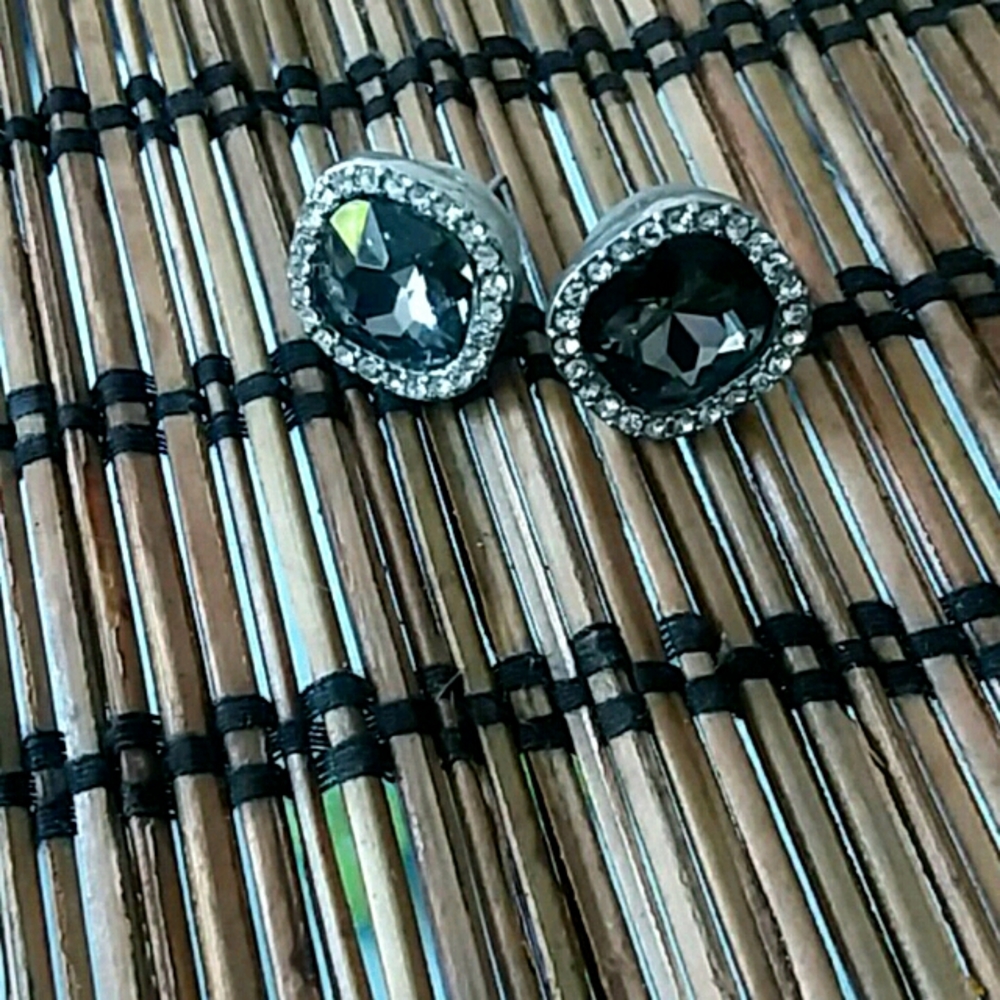 Australia crystals gemstone earrings new